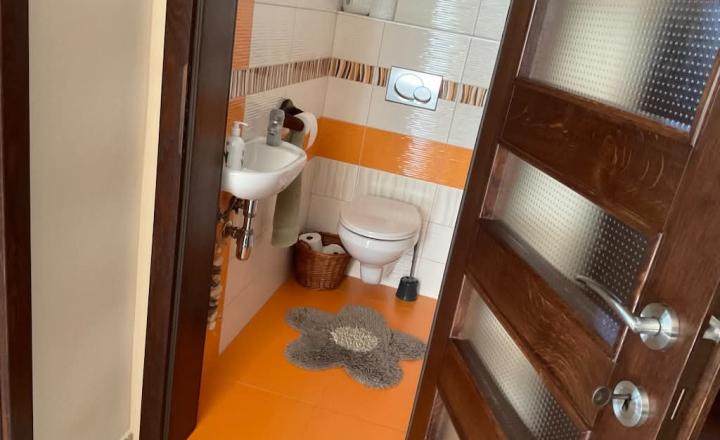 4-IZBOVÝ RODINNÝ DOM 160 m² | KRB | TERASA | GABČÍKOVO - fotografia 9