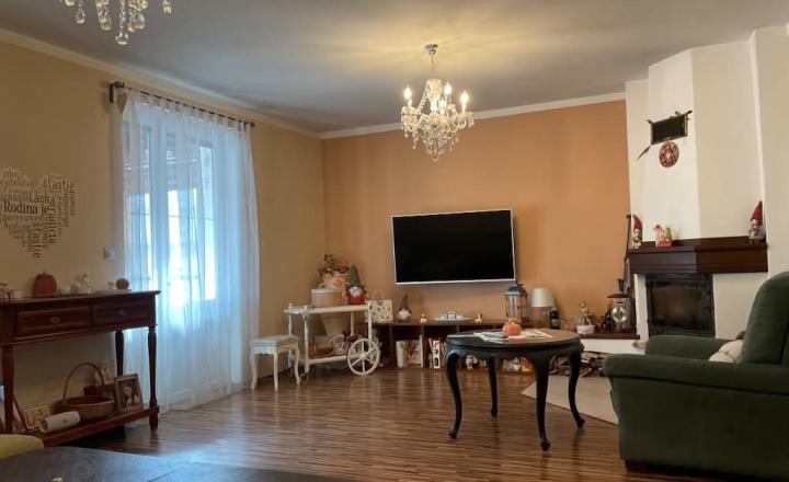 4-IZBOVÝ RODINNÝ DOM 160 m² | KRB | TERASA | GABČÍKOVO - fotografia 4