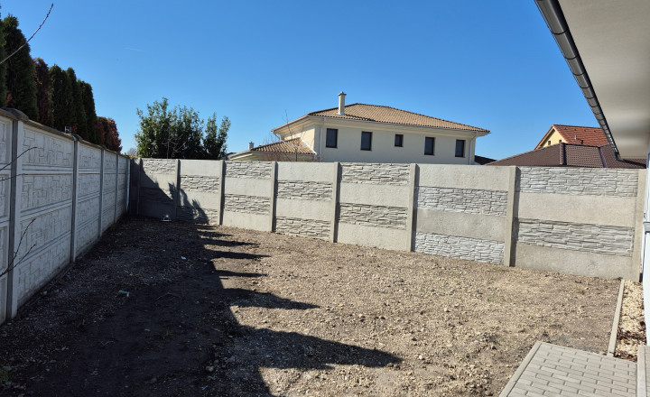 PREDAJ - 3 izbový RD s dvomi bytovými jednotkami v DS - fotografia 4