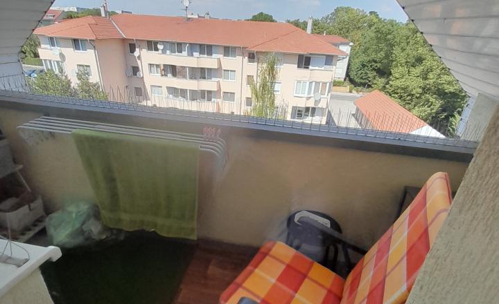 Prenájom menší 2i byt s balkónom na Hlbokej ul. v Šamoríne - fotografia 6