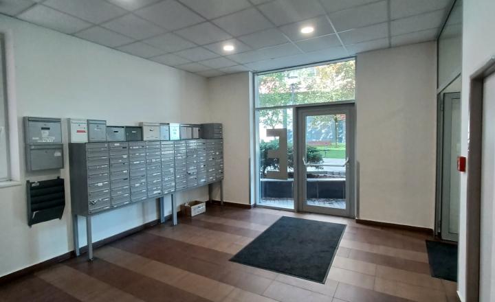BÝVANIE, KTORÉ MÁ ŠTÝL - 1-IZBOVÝ BYT S BALKÓNOM, KOMPLETNÁ REKONŠTRUKCIA V PROJEKTE KOLOSEO, Tomášikova ulica, Bratislava - fotografia 13