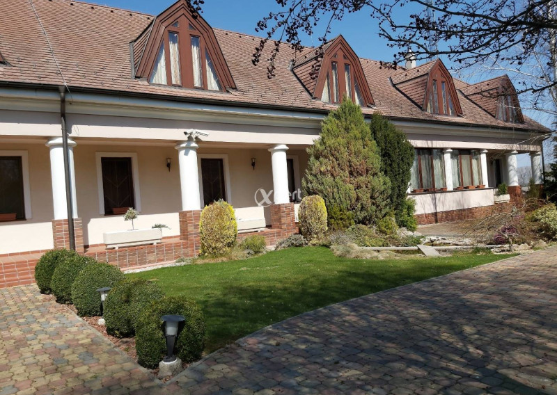 PENZIÓN, Agropenzión vo vyhľadávanej lokalite 2 km.od cesty R7 Holice