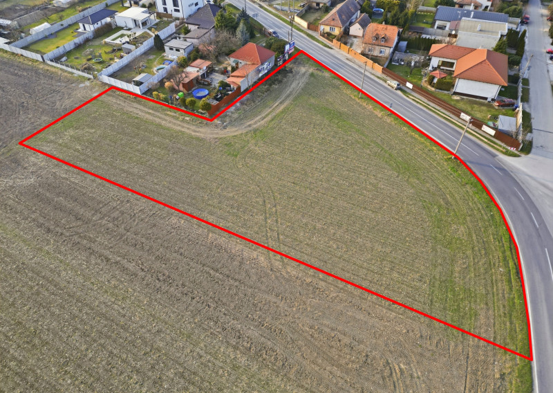 INVESTIČNÁ PRÍLEŽITOSŤ – STAVEBNÝ POZEMOK 2 992 m²
